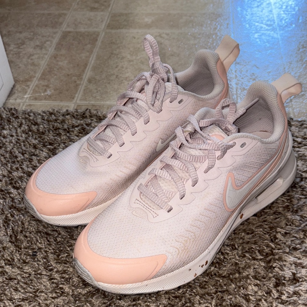 Nike Women's Light Pink Air Max Sneakers